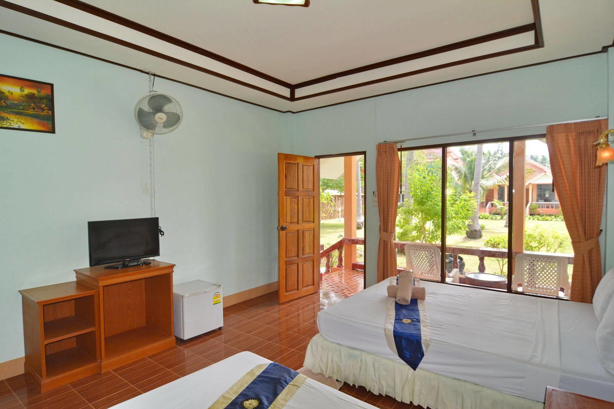 Отель Lanta Emerald
