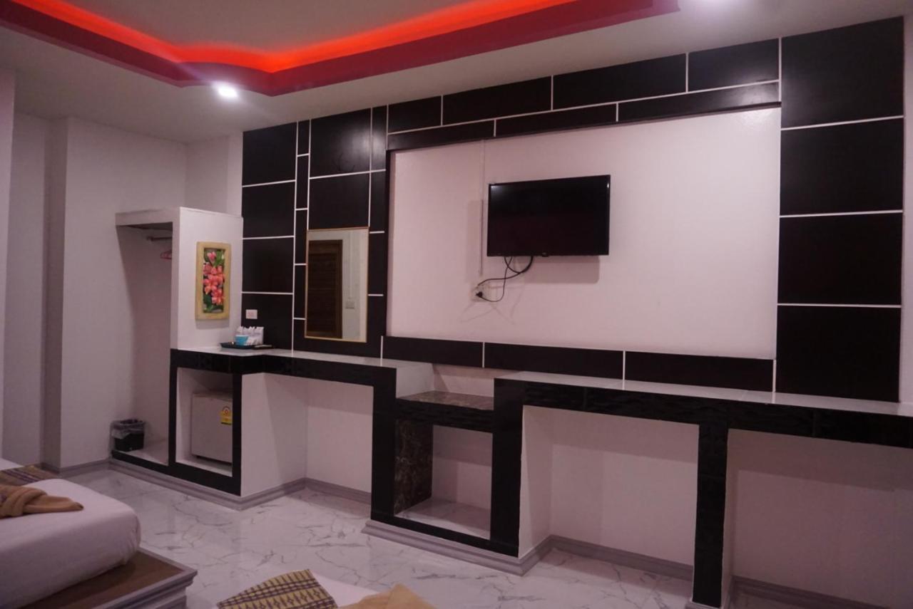 Отель Lanta Emerald 3*